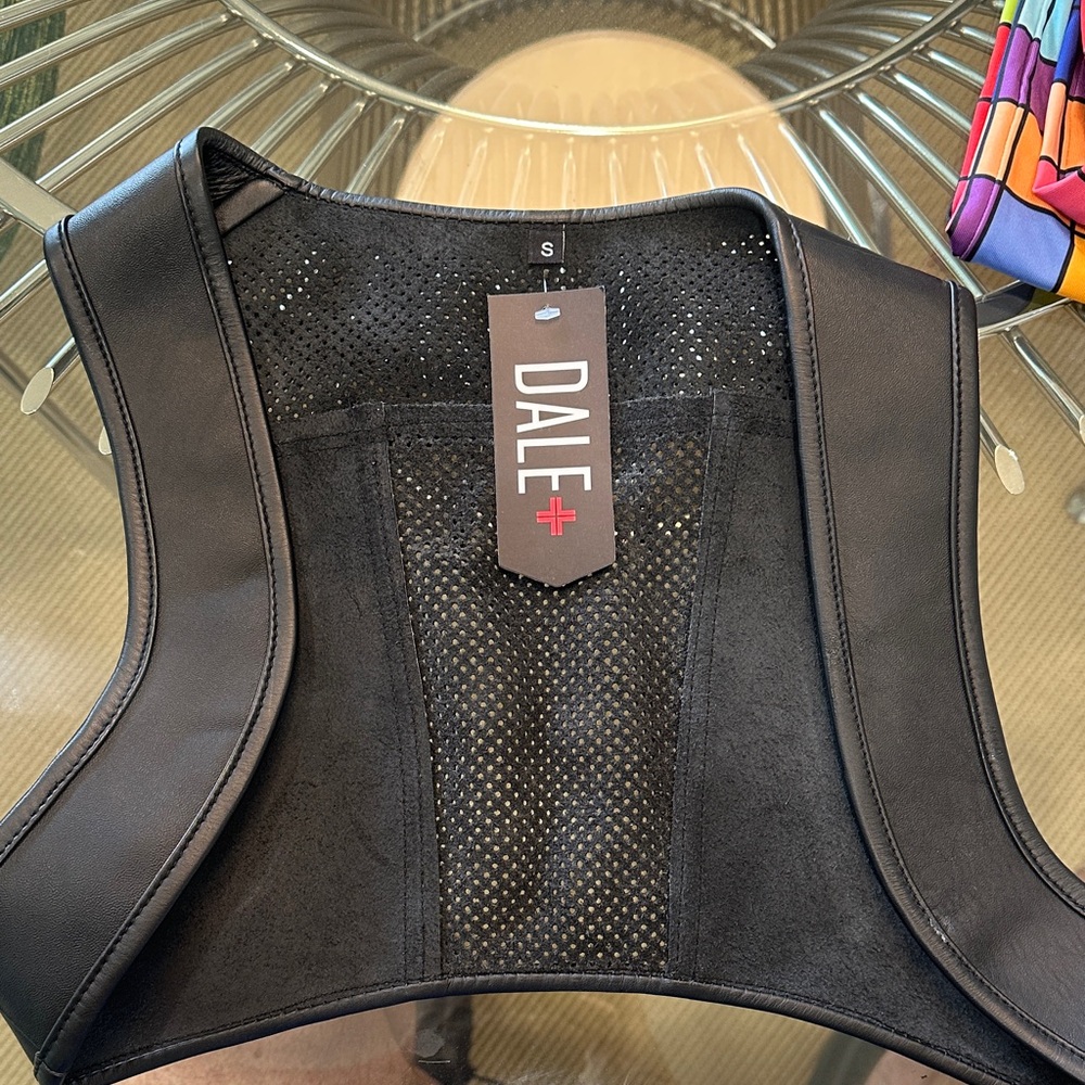 Men's Black Comfort Posture Support Vest